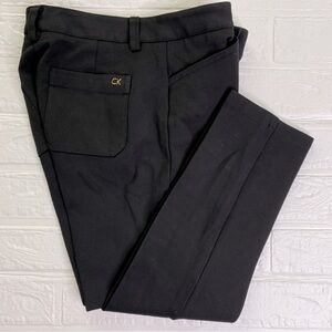 Calvin Klein Women's Size 2 Pocket Compression Pant, Color Black